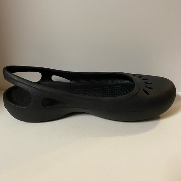 Crocs Kaydee Ballet Flats Women’s 7 Black Slingback Slip On Rubber Shoes Casual - Picture 6 of 12